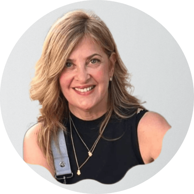 לאורה טרייבר